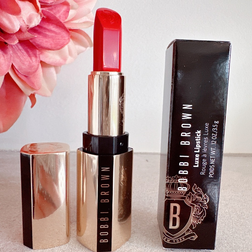 NIB Bobbi Brown  Luxe Lipstick 508 Tango - Burnt red